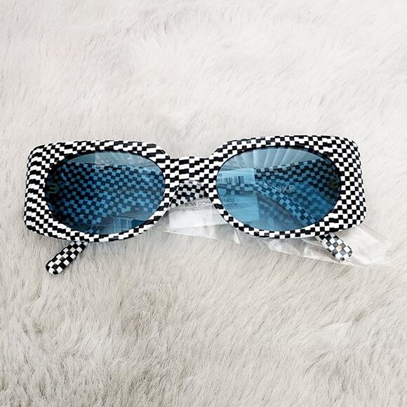 NEW Le Specs Bow Down Monochrome Black and White Checkered Unisex Sunglasses